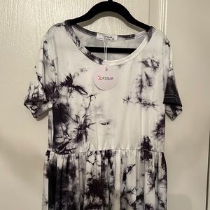 Girls dress brand new